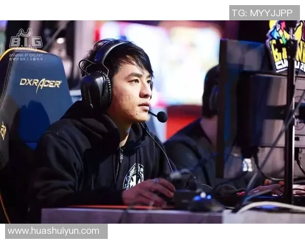 深度对话：周秀英如何在英雄联盟中塑造自己的传奇人生